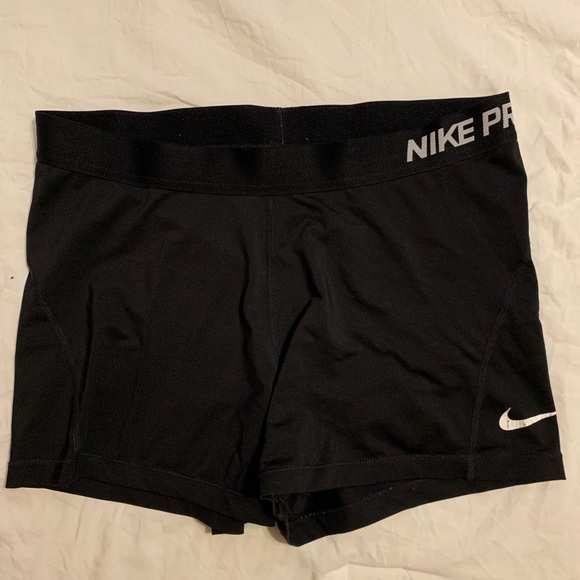 Nike Pants - Nike pros